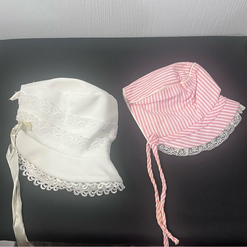 Vintage Pink and White Lace Trim Kids Sun Hats Chin Ties